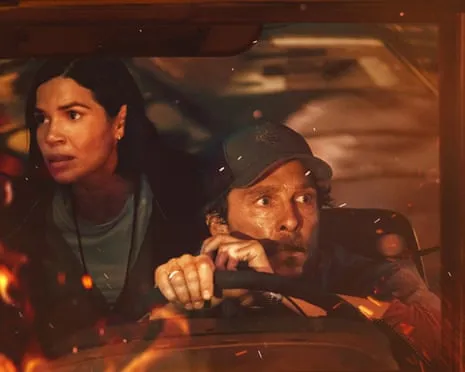 The Lost Bus Review: America Ferrera Star in Intense Real-Life Disaster Film